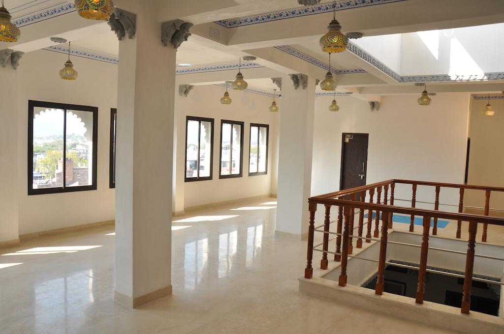 Hotel Lake Paradise Udaipur Zimmer foto